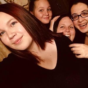 Meet your Posher, Suzanne